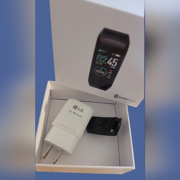 KORETRAK SMART WATCH FITNESS TRACKER ~ HEART HEALTH - Picture 7 of 9